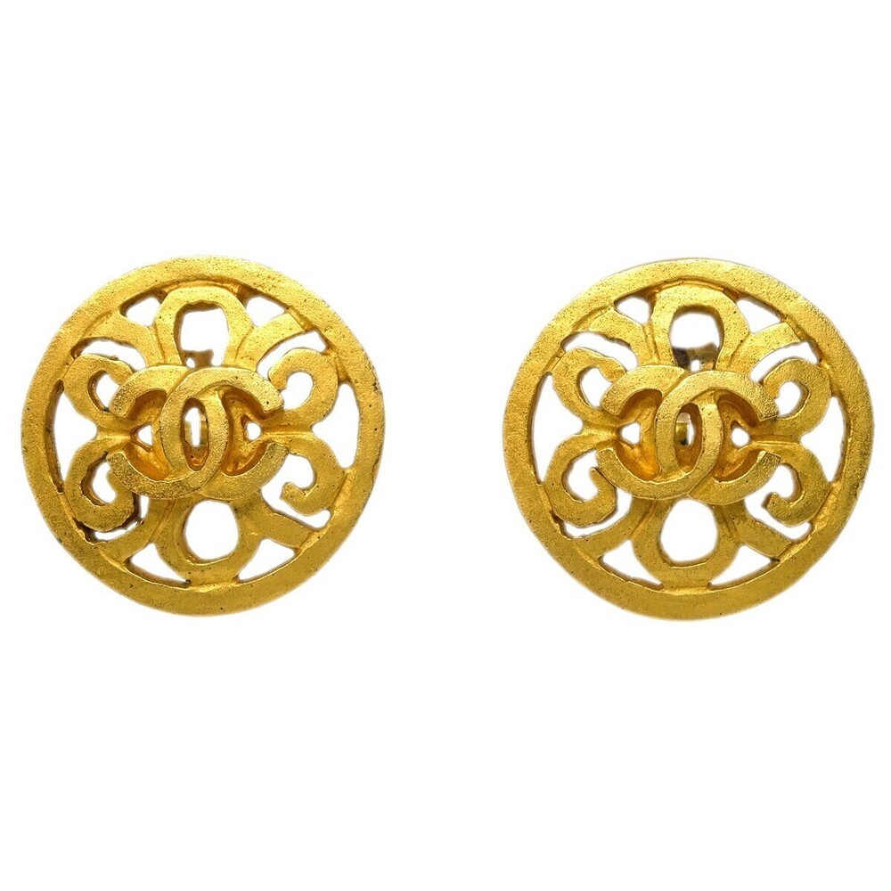 Chanel Vintage CC Round Clip-On Metal Small